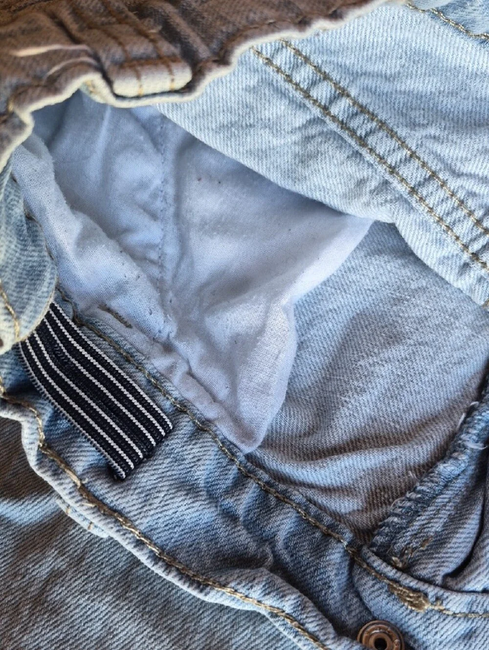 OshKosh B'gosh Light Wash Relaxed Baggy Kids's Jeans Size 10